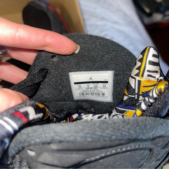 Jordan Retro 8 Playoffs - Picture 7 of 9